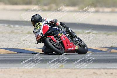 media/Apr-20-2025-CVMA (Sun) [[39090e8767]]/Race 5-Amateur Supersport Open/